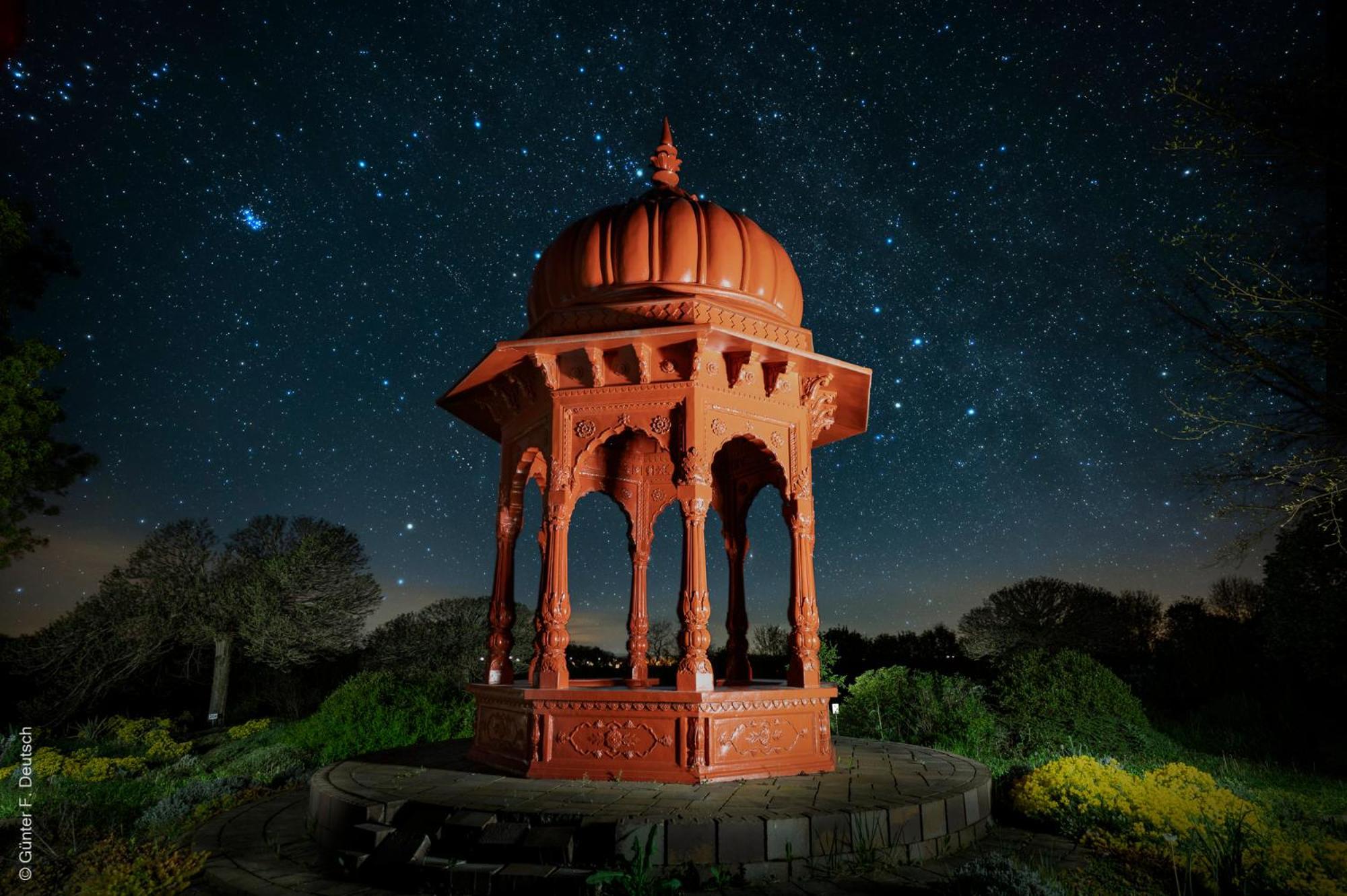Gurudeva Bhavan Somogyvámos Exterior foto