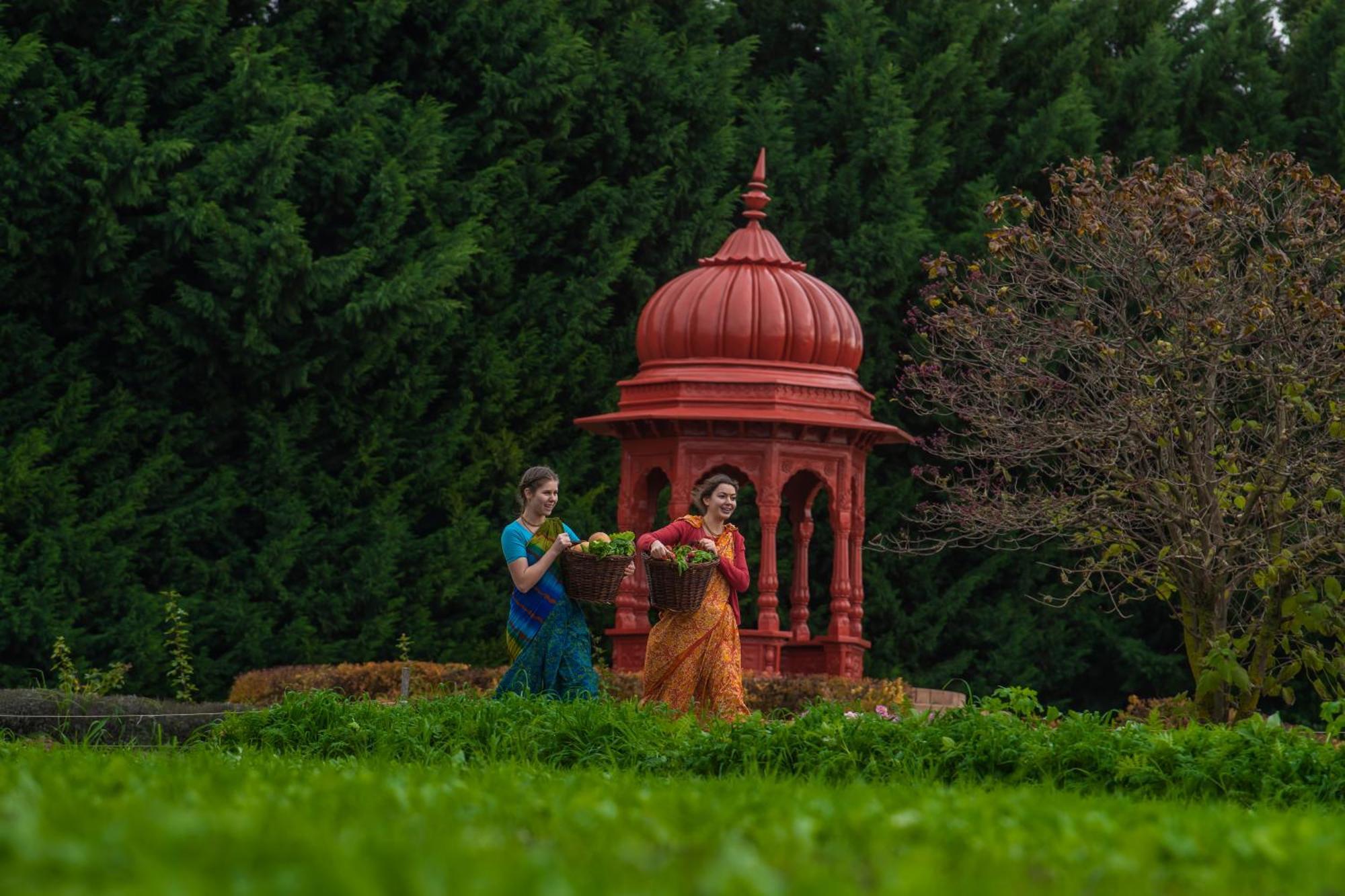 Gurudeva Bhavan Somogyvámos Exterior foto